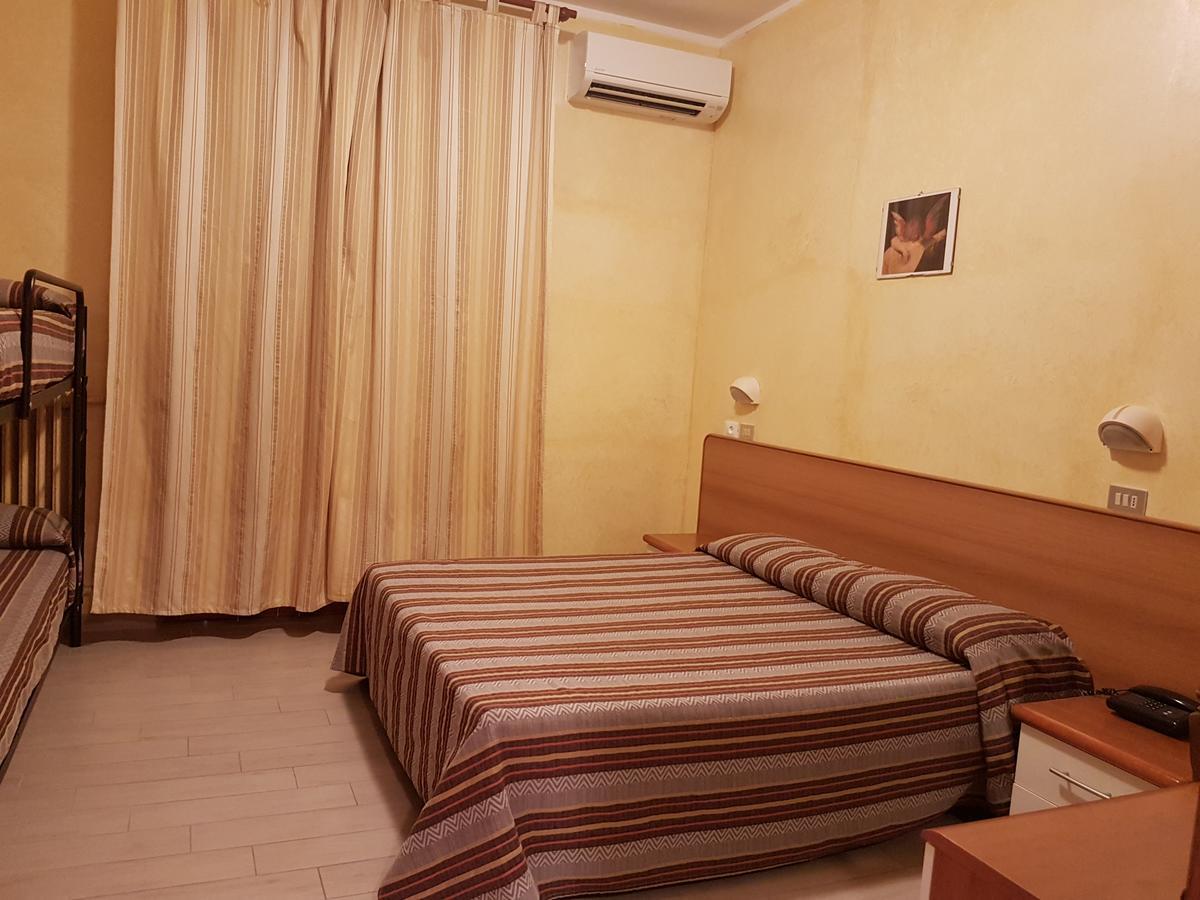 Albergo Leonardo Chianciano Terme Exterior foto